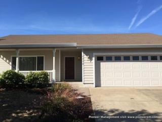 1439 Adelman Loop, Eugene OR  97402-1441 exterior