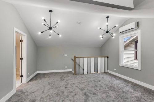 6507 Raven St, Chicago IL  60631-2517 exterior