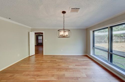 593 Beauregard Dr, Conroe TX 77302-8407 exterior