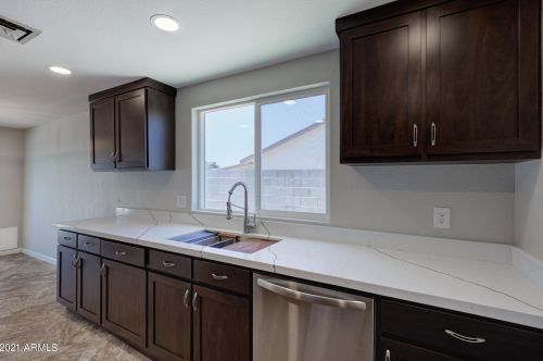 1717 Rosal Dr, Chandler AZ 85224-2255 exterior