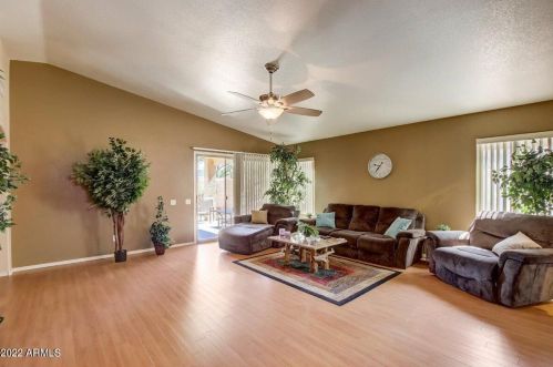 530 Bluefield Ave, Phoenix AZ 85032-1420 exterior