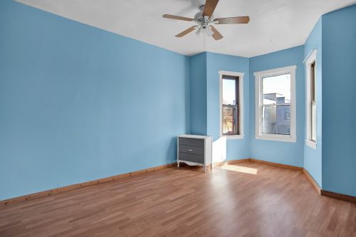 1920 Rockwell St, Chicago IL 60647-4245 exterior