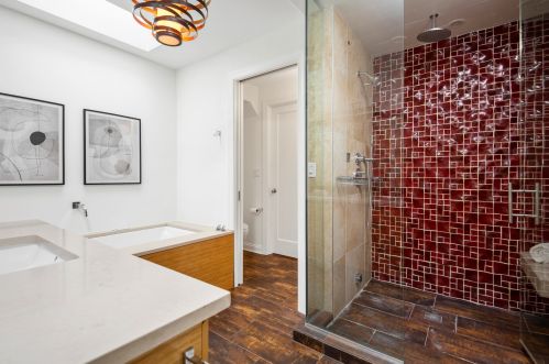 3635 Janssen Ave, Chicago IL 60613-3707 exterior