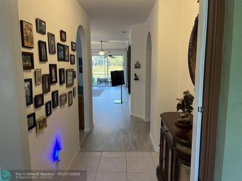 10086 Chadwick Dr, Fort Pierce FL  34987-2418 exterior