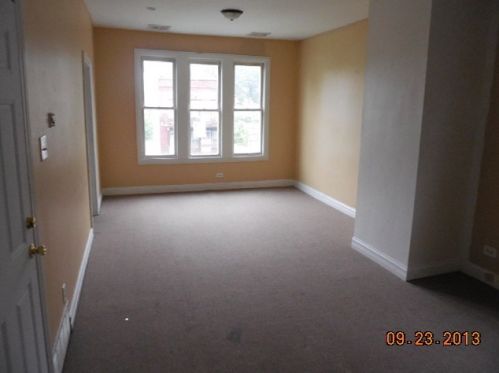 6809 May St, Chicago IL 60621-1133 exterior