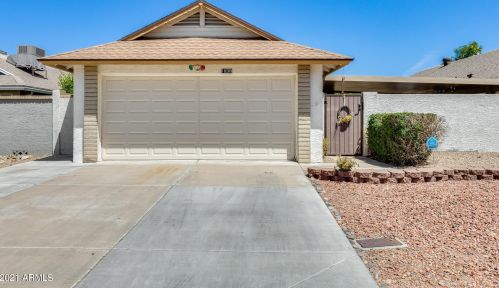 18209 18th Pl, Phoenix, AZ 85022-1320