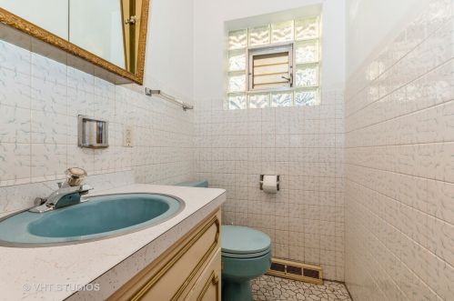 5411 Nottingham Ave, Chicago IL 60638-3109 exterior