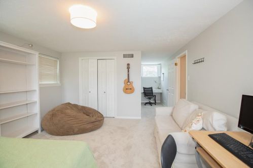 14140 Edgecrest Dr, Dallas TX 75254-2803 exterior