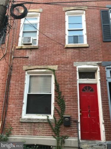 208 George St, Philadelphia, PA 19123-1520