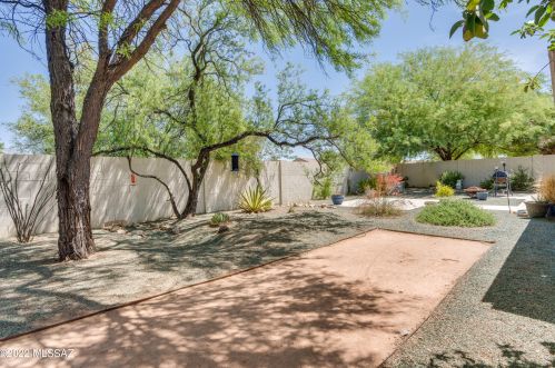 7431 Ln Cienega Dr, Tucson AZ 85712-1423 exterior