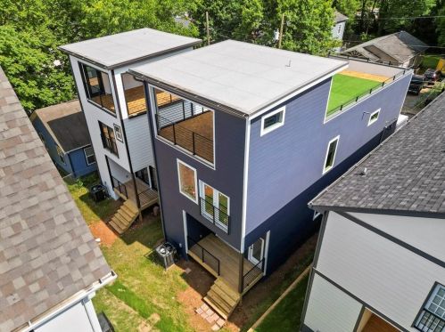 567 Middle St, Atlanta GA 30310 exterior