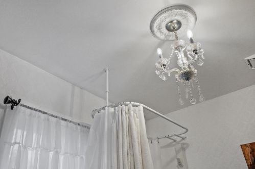 514 Kalamazoo St, Paw Paw MI 49079-1130 exterior