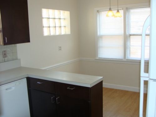 7415 Claremont Ave, Chicago IL 60645-1741 exterior