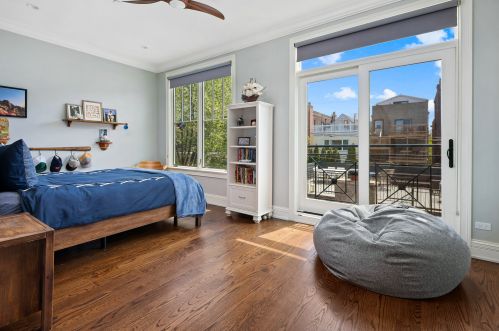 1119 Drummond Pl, Chicago IL 60614-1354 exterior