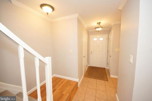 25 Jasmine Ct, Trenton NJ 08648-4808 exterior