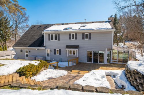 10430 Pne Rdg Rd, Milwaukee WI 53228-3236 exterior