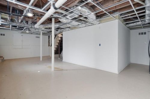 1241 Beech Vly Rd, Atlanta GA 30306-3123 exterior