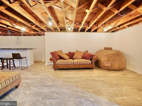 240 Gerald Dr, Chester PA 19014-1717 exterior