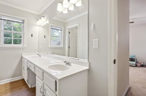 1967 Miles Ln, Atlanta GA 30329-3359 exterior