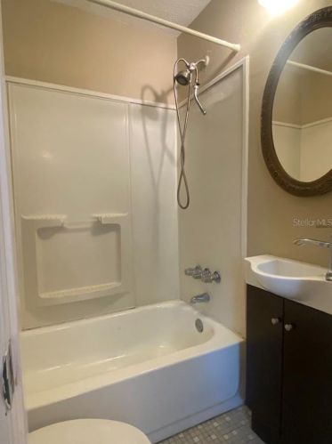 2531 Cherry St, Tampa FL  33607-3359 exterior