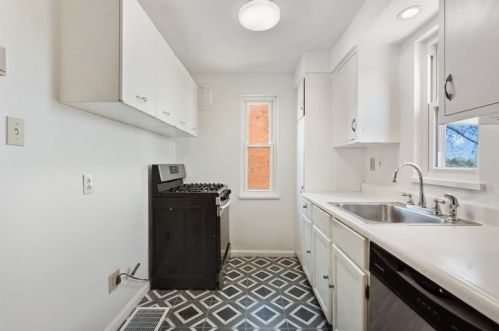 121 Bauman Ave, Pittsburgh PA 15227-1356 exterior