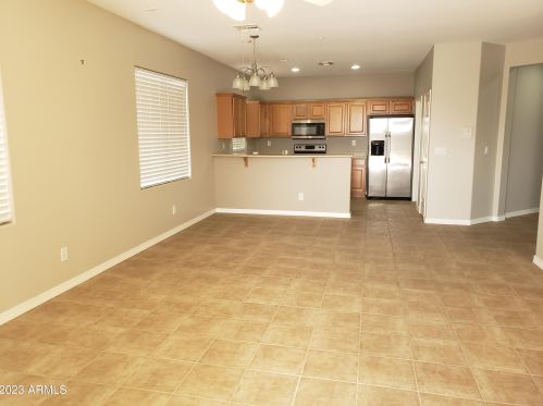 40120 Bell Meadow Ct, Phoenix AZ  85086-2996 exterior