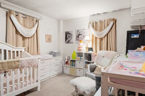 60 High St, Woburn, MA 01801-4247