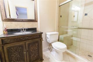 7122 Tanager St, Houston TX  77074-5916 exterior