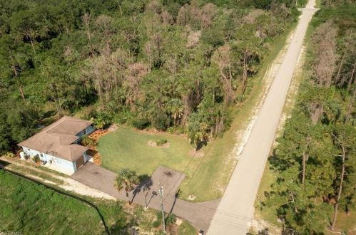 3220 16th Ave, Naples, FL 34120-3511