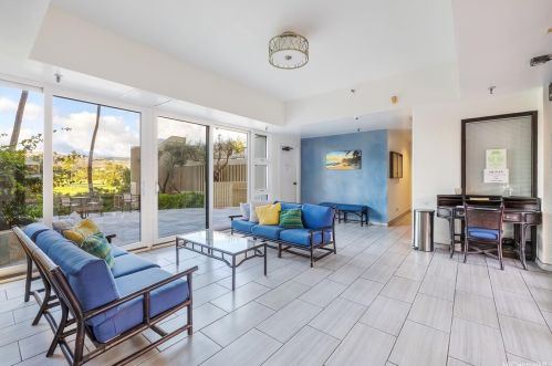 3050 Ala Poha Pl, Honolulu HI  96818-1623 exterior