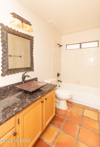 6125 Reliance Dr, Tucson AZ  85704-5326 exterior