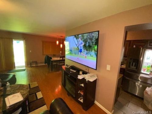 25 Lorraine Ter, Mount Vernon NY 10553-1226 exterior