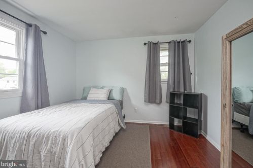 2402 Andover Rd, Riverton NJ 08077-3510 exterior