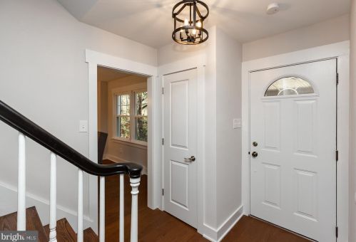 61 Chapel Hl Rd, Media PA 19063-4311 exterior