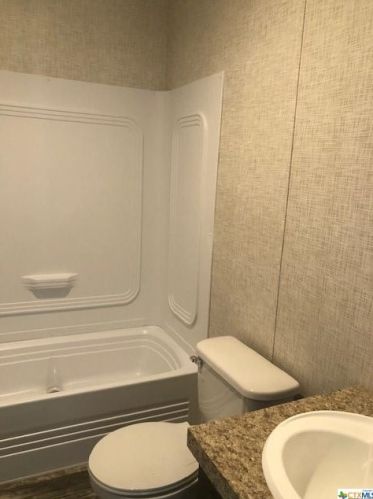 376 Fawn Dr, Spring Branch TX 78070-4704 exterior