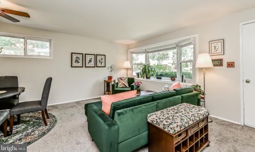 5615 Chase Ct, Alexandria VA 22312-6318 exterior