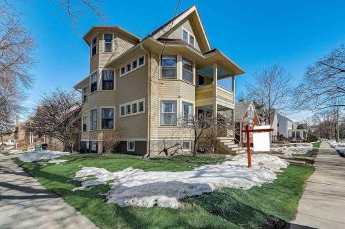 726 Lakeside St, Madison WI  53715-1732 exterior
