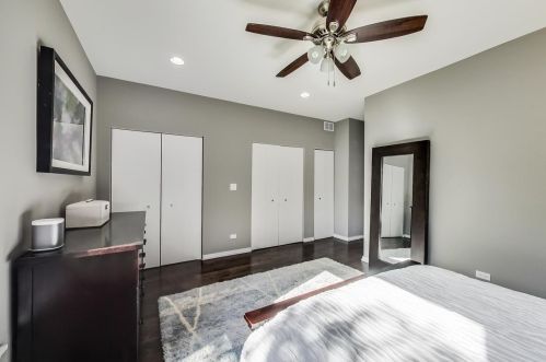 2100 Bingham St, Chicago IL 60647-4033 exterior