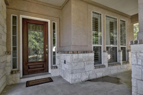 14513 Broadwinged Hawk Dr, Austin TX  78738-6570 exterior