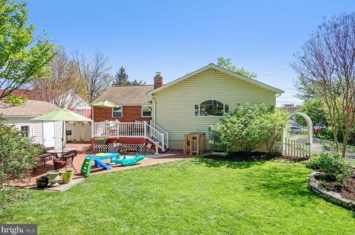 13000 Evanston St, Rockville MD  20853-3027 exterior