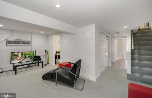 1106 Monroe St, Washington DC 20010-2014 exterior