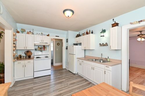 212 70, Milwaukee WI 53223-2114 exterior