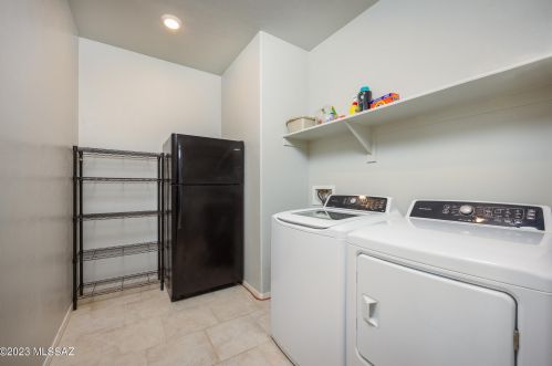 7484 Calle Colado, Tucson AZ  85757-6439 exterior