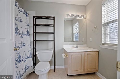 50 Steeplechase Cir, Chester PA 19014-1463 exterior