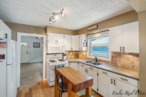 1238 Richmond St, Grand Rapids MI 49504-2762 exterior