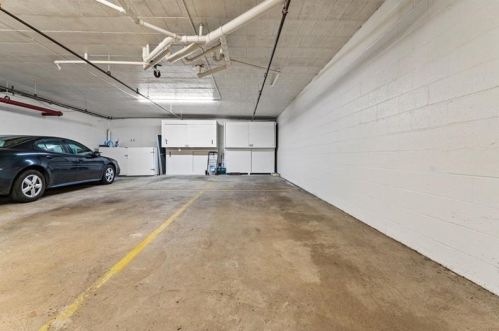 5742 5th Ave, Pittsburgh PA  15232-2729 exterior