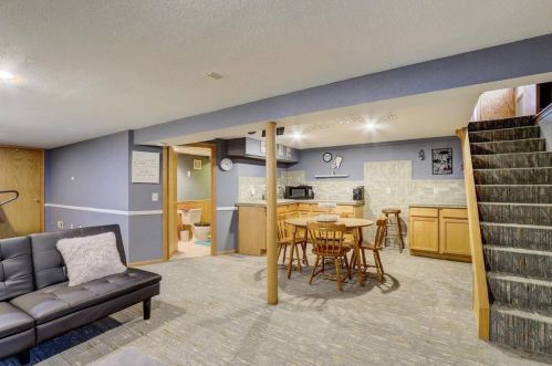 6342 Ohio Ave, Milwaukee WI  53219-4242 exterior