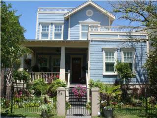 58 Alberta Ave, Charleston, SC 29403-3337