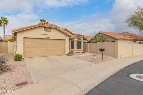 13032 46th Pl, Phoenix, AZ 85044-4021