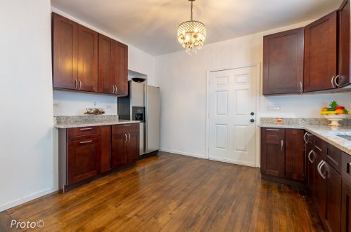 1403 2 Ave, Broadview IL 60153-2212 exterior